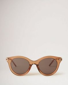 Penny Sunglasses | Nude Acetate | Women | Mulberry Elegant Brown Sunglasses With Round Frame, Elegant Brown Round Frame Sunglasses, Chic Gold Round Frame Sunglasses, Elegant Sunglasses With Tinted Round Frame, Elegant Round Frame Sunglasses With Tinted Lenses, Elegant Round Frame Formal Sunglasses, Elegant Formal Round Frame Sunglasses, Elegant Round Frame Glass Sunglasses, Elegant Round Glass Sunglasses