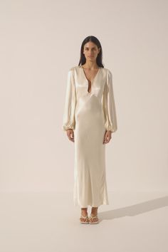 La Lune Plunged Neck Balloon Sleeve Midi Dress | Cream | Dresses | Shona Joy – Shona Joy International Midi Dress With Sleeves, Cream Dress, Midi Dress, Cream