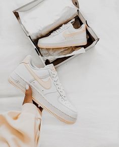 Balenciaga Sneakers Outfit, Adidas Shoes Women Sneakers, Sneaker Trend, Yellow Sneakers, Nike Shoes Outfits, Balenciaga Sneakers, Nike Air Jordans