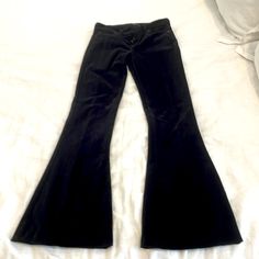 7 For All Mankind Velvet Bell Bottom/Flare Jean. Low Rise. Stretch. Like New. Worn Once. Velvet Bell Bottoms, 7 For All Mankind Jeans, Bell Bottom, 7 For All Mankind, Bell Bottoms, Flare Jeans, Low Rise, Wide Leg, Women Jeans