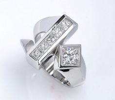 Contemporary Diamond Ring, Diamond Ring Designs, Unique Diamond Ring, Real Diamond Necklace, Stunning Diamond Rings, Diamond Rings Design, Ring Settings, Beautiful Diamond Rings, Fine Diamond Jewelry