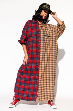 Grunge Goddess Flannel Dress/Duster in Red + Tan Tan Maxi Dress Outfit, Rihanna Hair, Oversized Maxi Dress, Satin Playsuit, Dress Layering, Dressed In Lala, Boxy Dress, Rad Clothes, Moo Moo