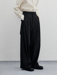 It is a casual wide fit denim pant. The pant has pleats on the front that makes perfect wide fit silhouette. Made of cotton denim fabric, the pant is stiff and comfy.- Side pockets- Back pockets- Pleats on the front- Wide fit Oversized Wide Leg Pants For Workwear, Baggy Cotton Wide Leg Pants For Work, Oversized Wide Leg Straight Pants For Work, Baggy Classic Wide Leg Workwear Pants, Classic Baggy Wide Leg Work Pants, Classic Baggy Wide Leg Pants For Work, Classic Wide Leg Straight Pants, Classic Baggy Wide Leg Bottoms, Classic Baggy Wide Leg Pants