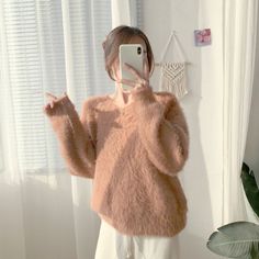 Casual Knitwear, Fluffy Sweater, Fuzzy Sweater, Sweater Jumper, Mohair Sweater, Fleece Sweater, Feminine Outfit, Jumper Sweater, Dressing Room