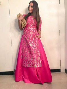 Wedding Dress Ceremony, Blush Ideas, Indian Silk Dresses, Lehenga Silk, Neha Dhupia, Lehenga Indian, Wedding Dresses Ideas, Lehenga Bridesmaid, Bridesmaid Lehenga