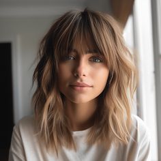 43 Stunning Curtain Bangs with Layers Hairstyle Ideas Bangs For Round Face, Bangs With Medium Hair, Long Hair With Bangs, Curtain Bangs, Hair Envy, Medium Length Hair Cuts, Great Hair, Layered Hair, Hairstyle Ideas