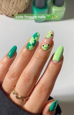 Hop into fall with these cute froggie nail designs! Learn how in our fun tutorial. 💅✨ #NailArt #AutumnNails #AutumnNailArt #FrogNailDesign #CuteManicure #NailArtTutorial #DIYNailArt #SeasonalNailInspo #NailArtHowTo #FunNailDesigns #FallBeauty #NailInspiration #FroggieNails #NailArtPro #StylishMani #NailDesignIdeas #NailArtTrends#affiliatelink Paznokcie Hello Kitty, Nails Kids, Fake Nails Designs, Nails Classy, Cute Simple Nails, Simple Gel Nails, Summery Nails, Her Nails, Really Cute Nails