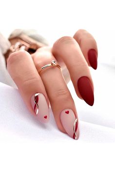 Nails Pattern, Valentine Nails, Colorful Nails, Manicure Tips, Lines On Nails, Fake Nails With Glue, Red Nail