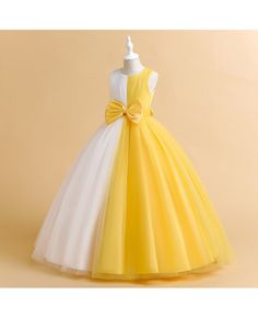 Get 10% off now! Buy color block long tulle ballgown party dress with bow knot at cheap price online. Free stable shipping and pro custom service since 2009. Tulle Ballgown, Cheap Flower Girl Dresses, Bow Knot, Lovely Dresses, Dress With Bow, Gorgeous Dresses, I Dress, Beautiful Dresses, Ball Gowns