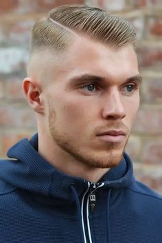 Hard Part Haircut, Crew Cut Hair, Hairstyle Fade, Fade Undercut, Fade Hairstyle, Best Fade Haircuts, Undercut Hairstyle, Mens Hairstyles Fade, Undercut Long Hair