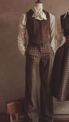 Victorian Clothing Male Casual, 50s Fashion Aesthetic Men, Old Fashion Mens Clothing, Old Timey Male Outfits, Victorian Male Clothing Aesthetic, Victorian Style Outfits Men, Sophisticated Male Outfits, Oc Outfit Inspo Male, Victorian Era Clothes Men