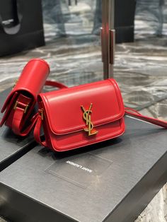 Adaptable Bags - SLY Bags - 408 A+ Excellent Quality copies; Contact us if you've any questions in your mind. Yves Saint Laurent Bags, Luxurious Design, Saint Laurent Bag, Debit Cards, Bags Shoes, Satchel Bags, Formal Event, Monaco, Tracking Number