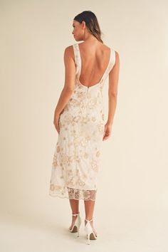 Sequin floral beaded sleeveless midi dress. Feminine Embellished Midi Dress, Sleeveless Embellished Midi Dress For Wedding, Summer Lace Midi Dress With Sequins, Elegant Lace Midi Dress With Sequins, Embellished Sleeveless Midi Dress, Glamorous Floral Print Midi Dress, Glamorous Floral Midi Dress, Sleeveless Embellished Dress For Wedding Guest, Sleeveless Embellished Midi Dress For Summer