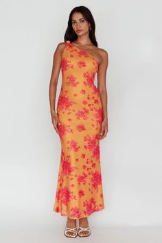 Shop the Portland One-Shoulder Jersey Maxi Dress Floral Orange | Selfie Leslie Maxi Dress Floral, Selfie Leslie, Jersey Maxi Dress, Maxi Jersey Dress, Head Over Heels, Pretty Prints, Dress Floral, Floral Maxi Dress, Outdoor Wedding