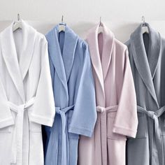 Curl up in natural luxury with our cozy collection of 100% organic cotton robes. Perfect for right out of the shower or a lazy morning at home, it’s indoor attire that’s 100% natural and chemical-free. Treat yourself to an organic home spa experience with one of our luxurious, cozy bathrobes for men and women. Spa Robes, Cotton Bathrobe, Organic Home, Natural Luxury, Bath Robes, Organic Cotton Bedding, Lazy Morning, Usa Baby, Bath Or Shower