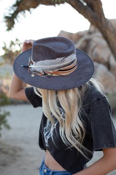 Bohemian Hat Bands With Feather Trim, Bohemian Hat Bands With Feather Trim And Flat Brim, Bohemian Style Feathered Hat Bands For Country Events, Bohemian Style Hat Band With Feathers For Country Events, Bohemian Feathered Hat Bands For Country Events, Southwestern Style Hat With Flat Brim And Feathers, Southwestern Hat With Feathers And Flat Brim, Southwestern Style Hat With Feathers And Flat Brim, Southwestern Style Hats With Feathers For Rodeo