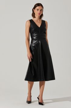 Faux leather V-neck midi dress Perfect for work to wherever Ruched sides with center seam detail Partially lined at upper bodice Functional side pockets Concealed center back zipper Dry clean only Self: 55% Polyester, 45% Polyurethane / Lining: 100% Polyester (Top/Pocketing) Style #ACDR102467 Leather Midi Dress, V Neck Midi Dress, Spring Tops, Polyester Top, Black Midi Dress, S Models, Bodice, Fitness Models, Dry Clean