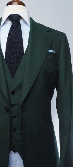 Kot Pent Men, Dark Green Suit Men, Groom Suite, Emerald Green Wedding Theme, Nerd Wedding, Grooms Men, Wedding Tux