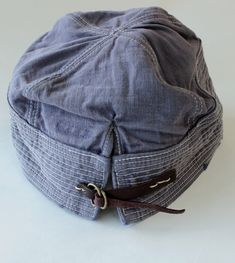 Kapital: the old man and the sea cap. Fisherman Clothing, Old Man Fashion, Hantverk Diy, Long John, Man Fashion, Kinds Of Clothes, Casual Hat, Old Man