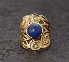 SIZE :- All Size Are Available. US1 TO US16, If Your Size Not Listed Feel Free to Contact us METAL :- Brass STONE;- Lapis Lazuli Ring can be customized on request and gemstone can be made to any gemstone you want. Same Design Ring Are Upload With Any Gemstone. Please Visit Our Shop to View Complete Collection. If You Need Faster Shipping, Please Contact us Please Make Sure to Include The Correct Address During Before Order. You Can return Item within 30 Days After Successful Delivery. We Offer 1 Bohemian Yellow Gold Jewelry For Anniversary, Handmade Adjustable Antique Rings, Bohemian Brass Jewelry For Anniversary, Handmade Bohemian Yellow Gold Rings, Handmade Vintage Gold Rings, Antique Handmade Promise Ring, Gold Adjustable Nature-inspired Rings, Bohemian Brass Rings For Anniversary, Handmade Brass Rings For Anniversary