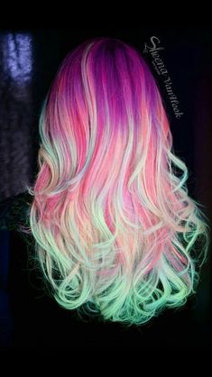 Light Vivid Hair Color, Prism Hair Color, Rainbow Hair Colors, Prism Hair, Unique Hair Color Ideas, Rainbow Ideas, Trendy We Fryzurach, Hair Rainbow, Candy Rainbow