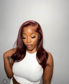 Wig Dye Ideas, Pelo Color Cobre, Hair Colorful, Hairstyles Inspiration, Dye Ideas, Burgundy Hair, Hairstyles Braids