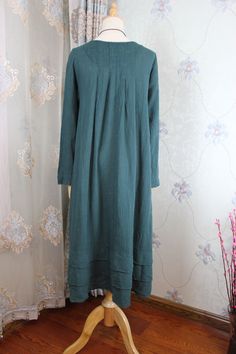 "【Fabric】 cotton 【Color】 Beige, dark blue, dark green 【Size】 Shoulder width 39cm / 15.2 sleeve length 61cm / 24\" Big arm circumference 34cm / 13.3\" Bust 104cm / 41\" Length 104-117cm/ 41-46\" Hem circumference 200cm/ 78\" Have any questions please contact me and I will be happy to help you." Dark Green Long Sleeve Midi Dress For Spring, Long Cotton Maxi Dress For Fall, Cotton Long Maxi Dress For Fall, Solid Color Long Sleeve Cotton Dress, Plain Cotton Fall Dresses, Cotton Lagenlook Maxi Dress With Long Sleeves, Modest Cotton Maxi Dress For Fall, Cotton Long Sleeve Maxi Dress For Winter, Solid Color Long Sleeve Maxi Dress For Fall