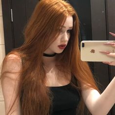 Elizabeth Smith, Color Contacts, Ginger Hair, Hairstyles Haircuts, Looks Vintage, Face Claims, Dyed Hair, Hair Inspo, Red Hair