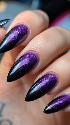 Red Dark Purple Nails With Accent Nail, Halloween Colour Nails, Purple Sparkle Halloween Nails, Halloween Nails Dark Purple, Purple Halloween Nails Simple, Professional Almond Nails, Halloween Nails With Glitter, Salem Nail Ideas, Black Purple Halloween Nails