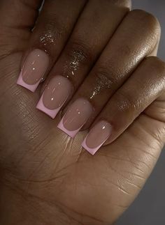 Short Birthday Nails Almond, Nail Inspo For 6th Graders, Short Acrylic Nails Regular Polish, Peach Tips Acrylic Nails, Back To School Nails For Middle School, Simple Nail Ideas Black Women, Acrylic Nail Designs Dark Skin, Nails For Freshman Year, Nails For 5th Grade Graduation