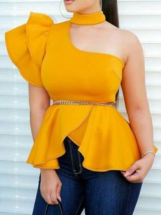 Ruffles Design, Cheap Fashion Dresses, Peplum Tops, Afrikaanse Mode, Corporate Attire, Fashion Tops Blouse, Hem Blouse, Classy Dress Outfits, Fashion Female