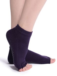 #socks #BalletSocks #yoga #cotton Non-slip Yoga Socks, Grippy Socks, Ballet Socks, Pilates Exercise, Barre Pilates, Ankle Braces, Pilates Barre, Yoga Socks, Warm Socks