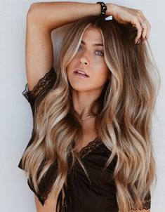 Balayage Long Hair, Dirty Blonde Hair, Long Hair Color, Brown Hair Balayage, Blonde Hair Inspiration, Hair Color Balayage, Hair Inspiration Color, Hair Inspo Color, Hair Color For Black Hair