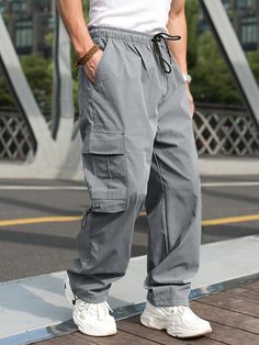 Grey Cargos Men, Mens Baggy Cargo Pants, Mens Outfits With Cargo Pants, Cargo Pant Men, Trouser Pants For Men, Male Cargo Pants, Baggy Cargo Pants Men, Mens Trouser, Cargos Men