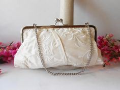 Vintage White Wedding Purse, White Clutch Bag, Purse for Wedding, Bridal Handbag EB-0333 - Etsy Vintage White Wedding, Bridal Handbag, White Clutch Bag, Purse For Wedding, Bridal Handbags, Purse White, Wedding Bags, White Clutch, Wedding Purse