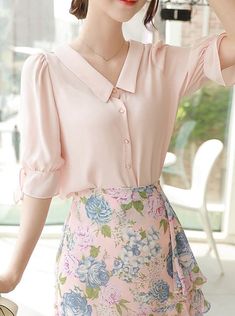 ❤Chiffon Sweet Blouse❤ Pink Bow Tie, K Fashion, Flowing Skirt, Pink Blouse, Floral Blouse, Latest Fashion For Women, Chiffon Tops, Fashion Collection, Floral Skirt