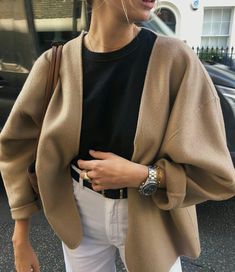 Look Jean, European Summer Outfits, Skandinavian Fashion, Nashville Outfits, Makijaż Smokey Eye, Looks Street Style, Mode Inspo, 가을 패션, Short Coat