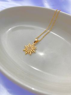 This Necklace Is 16 inches With Gold Extender Up to 20 inches. ✨The Sun In Astrology Represents Leadership, Ambition, Authority, Wealth, and Cheerfulness. 🌙 ☀️ ✨ Chain Material: 14K Dainty Cable Chain/ Gold Filled Figaro Chain Charm Material: Gold Filled, Brass Sun In Astrology, Sun Goddess, Figaro Necklace, Goddess Necklace, Figaro Chains, Figaro Chain, Cute Swag Outfits, Chain Gold, Swag Outfits