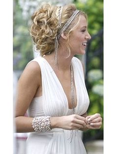 How to get Serena Van Der Woodsen's gorgeous Grecian twist on Gossip Girl! Gossip Girl Hairstyles, Grecian Hairstyles, Blake Lively Hair, Ed Westwick, Serena Van, Peinados Recogidos, Fishtail Braid, Liam Hemsworth, To Get