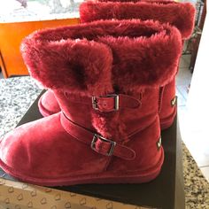 Brand New Lamo Boots - Fit True To Size - Leather Upper- Man Made Balance - Faux Fur Lining, Padded Insole, Textured Outsole Red Flat Heel Winter Boots, Red Flat Heel Boots For Winter, Red Fur Boots, Lamo Boots, Fur Boots Women, Boots Fit, Red Fur, Fur Boots, Boots Women