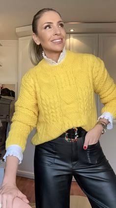 JERSEY PUNTO DE OCHOS – Chincha Rabiña Shop Outfit Mujer, Fashion Over 50, Hippie Chic, Microblading, Outfit Casual, Outfits Casuales, Work Outfit, Casual Chic, Sweater Outfits