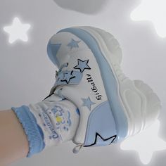 Star Print Round Toe Sneakers For Streetwear, High-top Star Print Sneakers For Streetwear, White High-top Sneakers With Star Print, Cute Dress Outfits, Rainbow Star, Sneakers Blue, Chunky Sneakers, Velcro Straps, Strap Heels