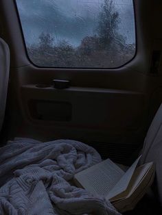 #asmr #music #jazz #classicrock #thebeatles #carsounds #rain In The Rain, Iphone Wallpapers, The Rain, Wallpapers, Iphone