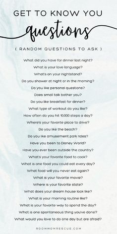 a blue and white poster with the words, get to know you questions random questions to ask