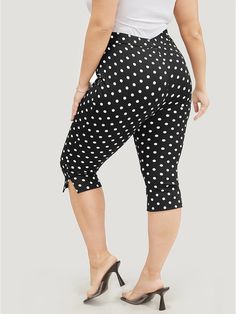 Shop Polka Dot Skinny Split Hem Knee Leggings now and redefine your style with confidence at BloomChic. Tailored for mid and plus-size women. This trendy Bottoms Women, sizes 10-30. Season:Summer;Color:Black;Style:Elegant;Waist Design:High Rise;Pattern Type:Polka Dot;Pocket:No-pocket;Belt:No-belt;Closure Type:Elastic Waist Summer Stretch Polka Dot Bottoms, Trendy Bottoms, Summer Color, Pocket Belt, Womens Clothing Sizes, Black Style, Split Hem, Summer Colors, Style Elegant