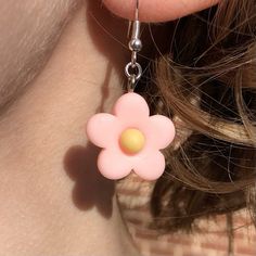 ━ 𝐡𝐚𝐳𝐞𝐥 ☻ Earring S, Colorful Jewelry Aesthetic, Flower Earrings Aesthetic, Cute Earing, Diy Earrings Aesthetic, Funky Clay Earrings, Clay Earrings Aesthetic, Cute Earrings Aesthetic, Daisy Cartoon