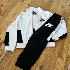 Nike Three Toddler, Black And White Tracksuit Excellent Condition Never Worn Nike White Long Sleeve Set, White Tracksuit, Black And White Color, White Nike, Nike White, Kids Nike, Black And White Colour, White Nikes, Matching Sets