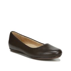 Naturalizer-Maxwell Ballet Flat The Maxwell ballet flat from Naturalizer is perfect for a 'casual and out' look. This slip-on is styled with luxe leather upper, Contour+ technology and responsive all-day cushioning. Naturalizer Shoes, Ballet Flat, Color Collection, Neutral Tones, True Colors, Ballet Flats, Brandy, Leather Upper, Ballet