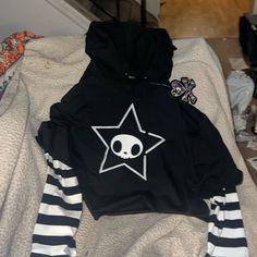 Tokidoki X Dolls Kill Cropped Hoodie, Size Small, Loose Fitting, Black Color With Black And White Striped Sleeves, Front Features Large Print Of Adios Star, Back Features Print Of Tokidoki Logo, Brand New With Tags! Scene Hoodie, Yumi Kawaii, Vintage Hoodies, Striped Sleeve, Kawaii Clothes, Goth Outfits, Hoodie Design, Colorful Hoodies, Cropped Hoodie