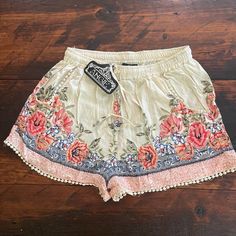 Floral Shorts~ Size Small. Nwt. Light And Flowy. Non Smoking Home And Fast Shipping. Bohemian Short Bottoms For Spring, Bohemian Spring Shorts With Elastic Waistband, Bohemian Shorts With Elastic Waistband For Spring, Bohemian Style Short Bottoms For Spring, Bohemian Shorts For Spring, Spring Bohemian Shorts, Bohemian Style Floral Print Short Bottoms, Bohemian Shorts For Spring Vacation, Beige Floral Print Bottoms For The Beach